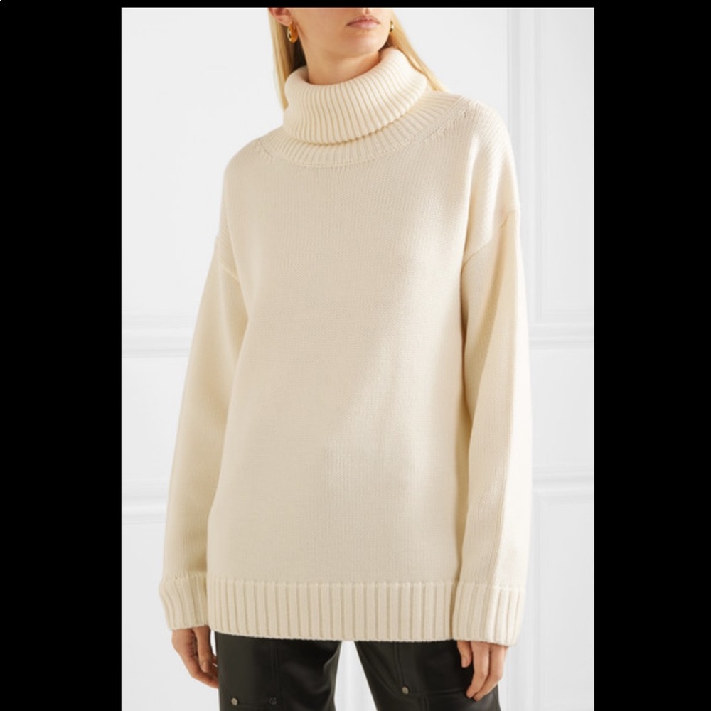 NWT Joseph cream turtleneck sweater